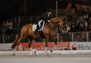 Sieger in der Grand Prix Kür beim Turnier der Sieger 2025: Bianca Nowag-Aulenbrock und Florine OLD. Foto: PM TDS/Rea Burkart