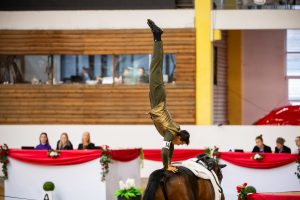 Bei der WM wurde es Silber für den Kölner Bela Lehnen, nun krönte er seine super Saison mit DM-Gold. Foto: FEI/LukaszKowalski.com
