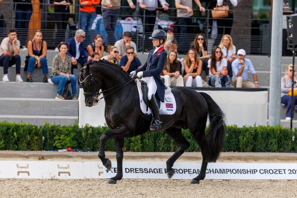 Charlotte Fry und Glamourdale. Foto: Sportfotos-Lafrentz.de