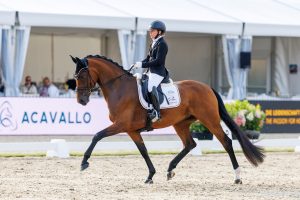 Linda Weiß und Viva Diamond OLD auf dem Weg zu WM-Silber 2025. Foto: sportfotos-lafrentz.de