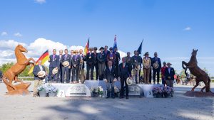 Das Mannschaftspodium der WM der Ponyfahrer 2025. Foto: FEI