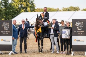 David Will und die neue Bundeschampionesse Supergirl.