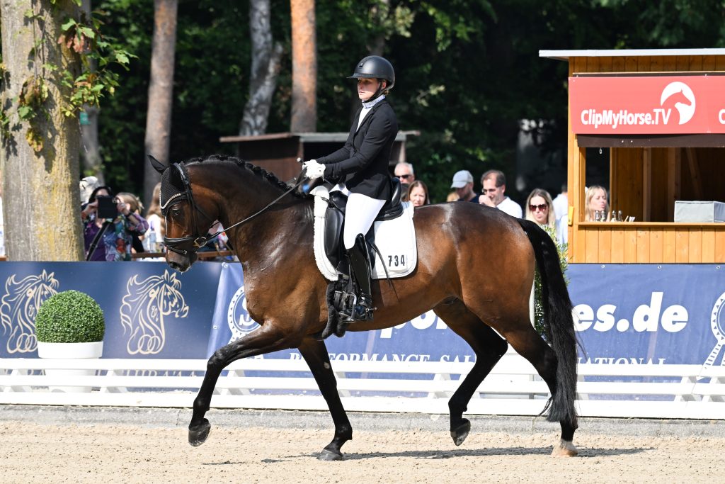 Linda Weiß und Louis d'or. Foto: Mirka Nilkens
