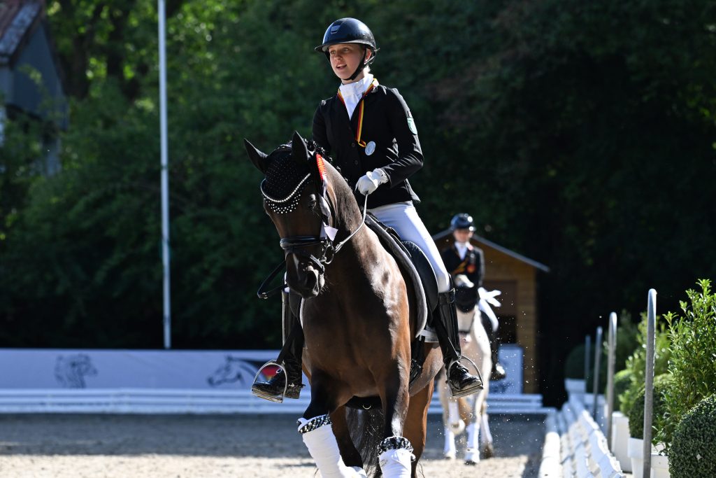 Den Vizetitel sicherten sich Mia Steinbusch und Dark Chocolate J. (Foto: Nilkens)