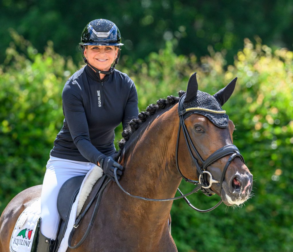 Dorothee Schneider und Segantini. Foto: EQUITARIS