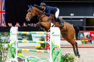 Felix Haßmann und Mon Genuartt. Foto: sportfotos-lafrentz.de