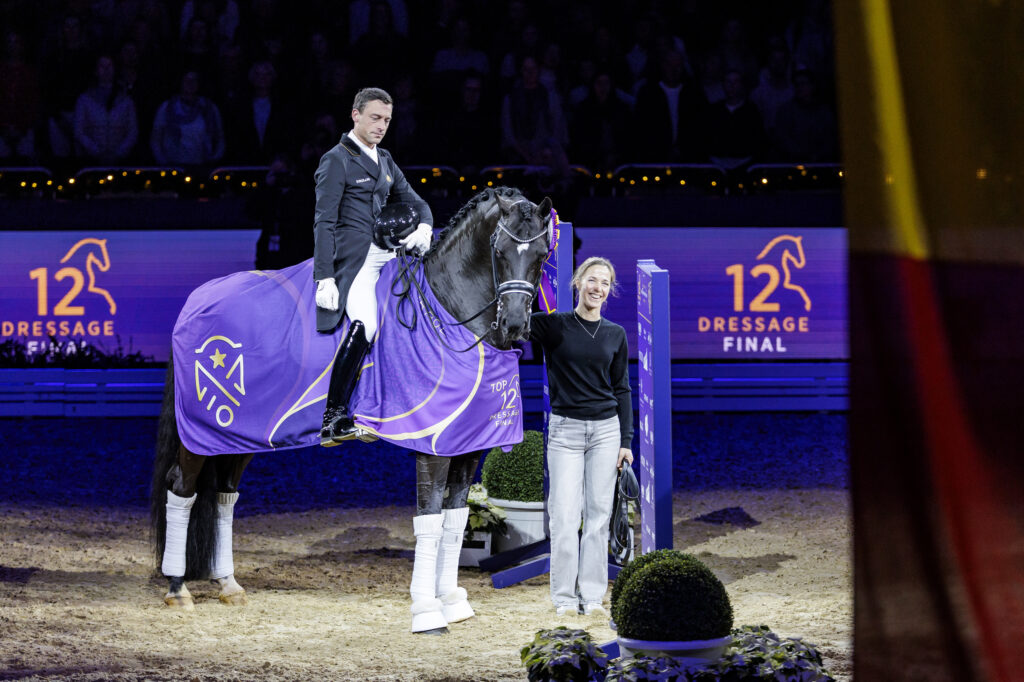 Früher "wild wie ein Löwe", heute ein Star, der die Huldigungen gelassen und selbstbewusst entgegennimmt – Justin Verboomens Zonik Plus. Foto: sportfotos-lafrentz.de