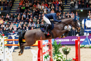 Michael Jung – der Vielseitigkeitscrack mit Heros Z nun auch bei den Springreitern im Perspektivkader. Foto: Sportfotos-lafrentz.de