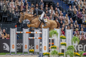 Steve Guerdat und Iashin Sitte in Helsinki 2026. Foto: FEI/Kim C. Lundin