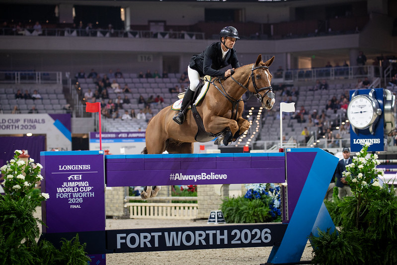 #alwaybelieve - Steve Guerdat könnte mit einem vierten Weltcup Sieg der erfolgreichste Springreiter dieser Serie werden. (Foto FEI /Shannon Brinkmann)