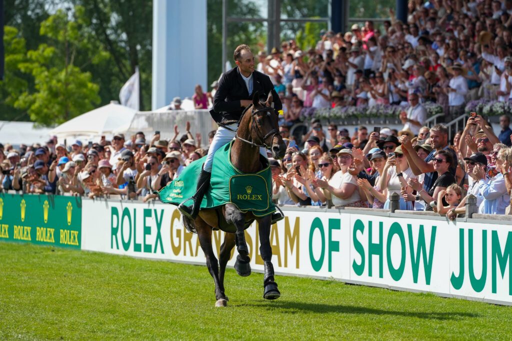 Richard Vogel und United Touch S siegten im Großen Preis von Aachen. Foto: Lisa van Bebber