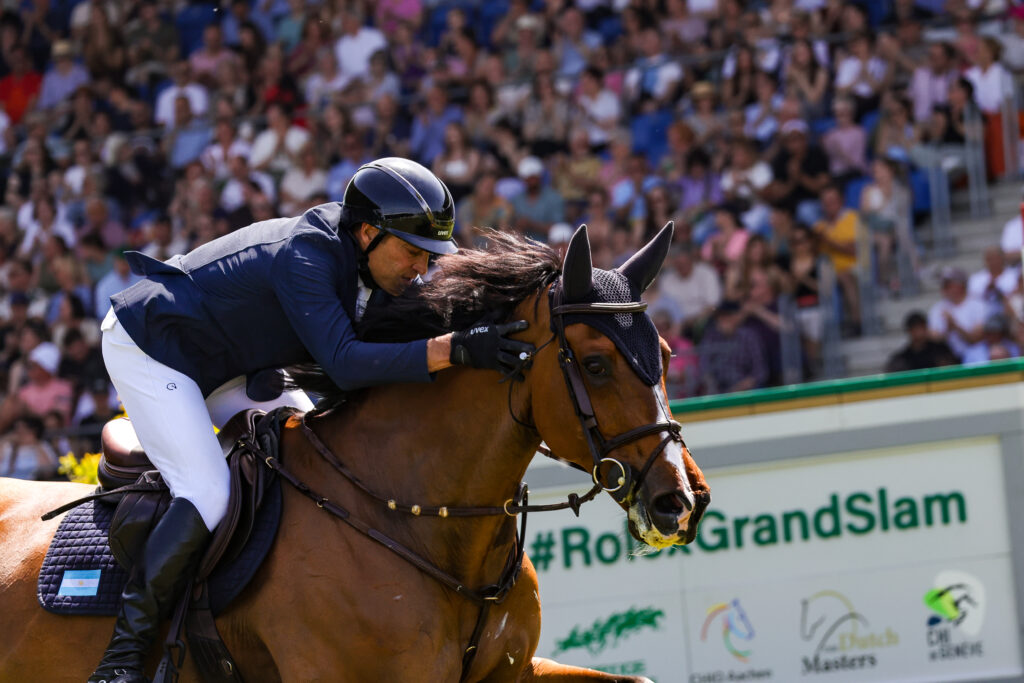 José Maria (JR) Larocca und Finn Lente sicherten sich im Rolex Grand Prix beim TSCHIO in Aachen nach drei starken Runden Rang drei. (Foto Thamm)
