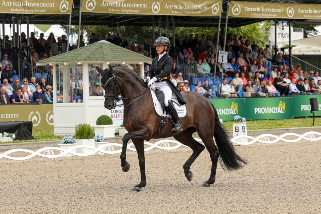 Dante's Pearl und Charlott-Maria Schürmann gewannen als Newcomer Bronze bei den Deutschen Meisterschaften. (Foto Thamm)