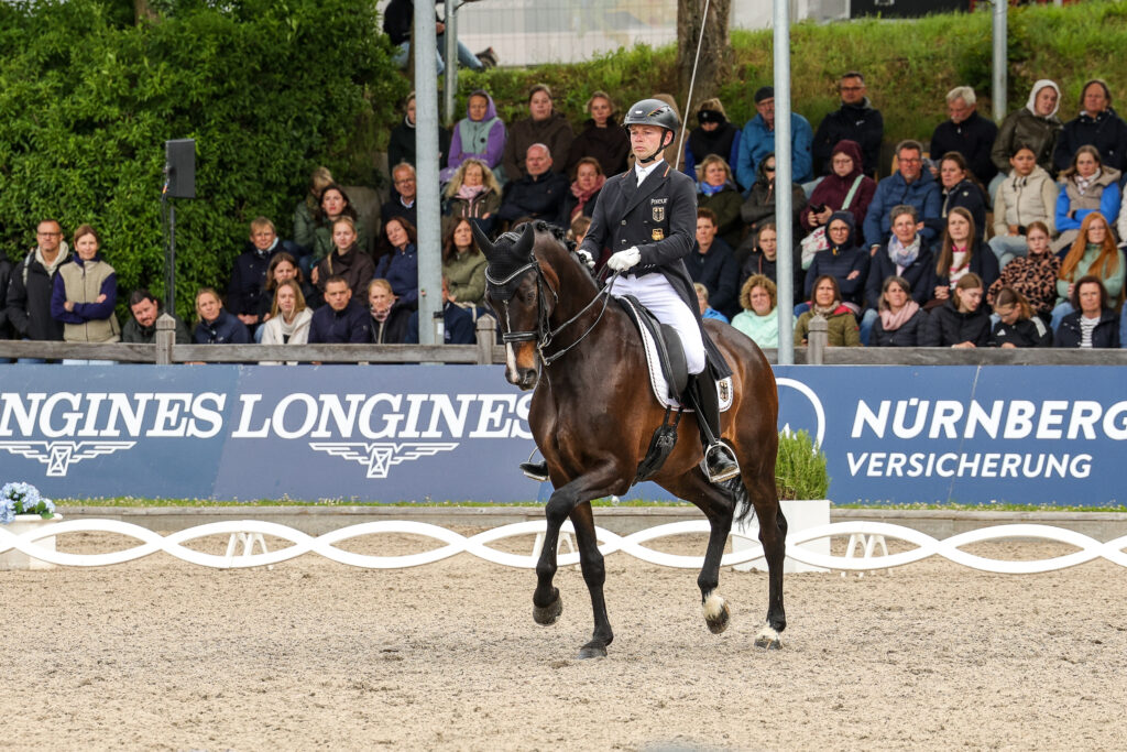 Seine erste Medaille im Seniorenlager gewann Raphael Netz mit Great Escape Camelot. (Foto Thamm)