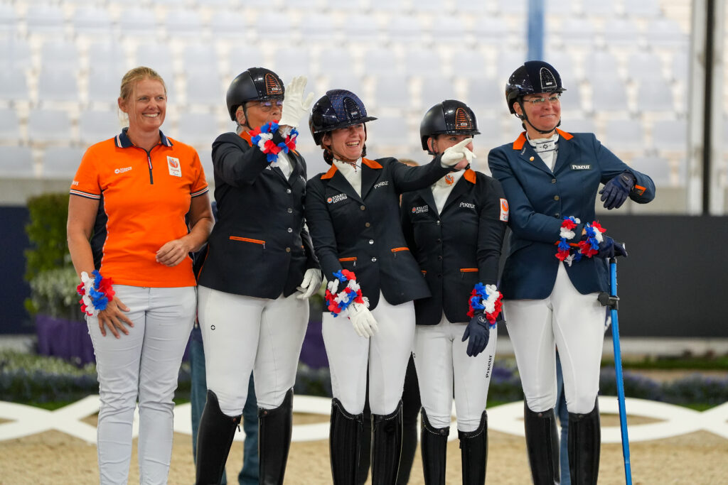Das niederländische Para-Team freute sich über die Bronzemedaille. (Foto van Bebber)