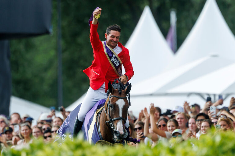 Steve Guerdat gewinnt mehr als souverän Einzelgold bei der WM. (Foto Stefan Lafrentz)