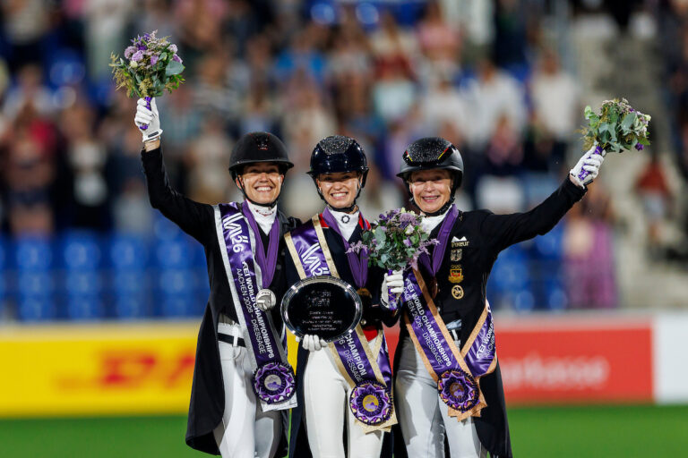 Cathrine Laudrup-Dufour gewinnt Silber hinter Charlotte Fry und vor Isabell Werth. (Foto Lafrentz)