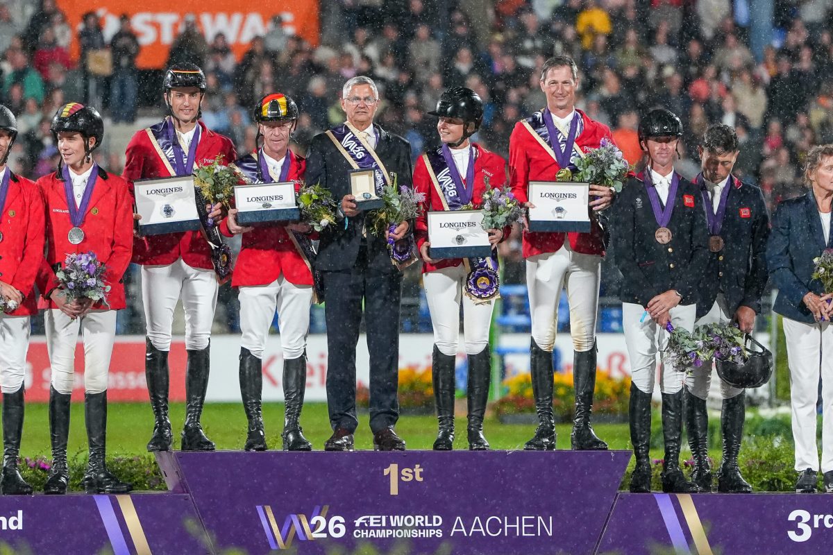 DSC05488Aachen26_Siegerehrung_vanBebber