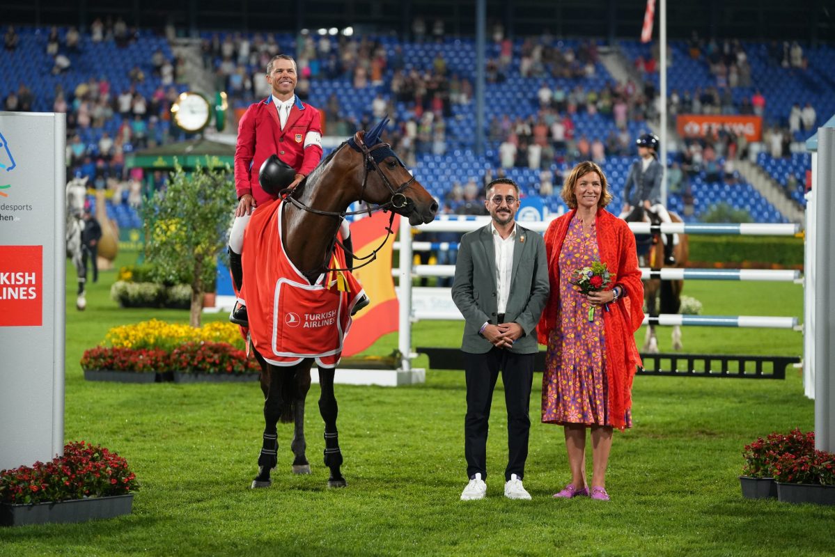 DSC07224Kent Farrington_van Bebber