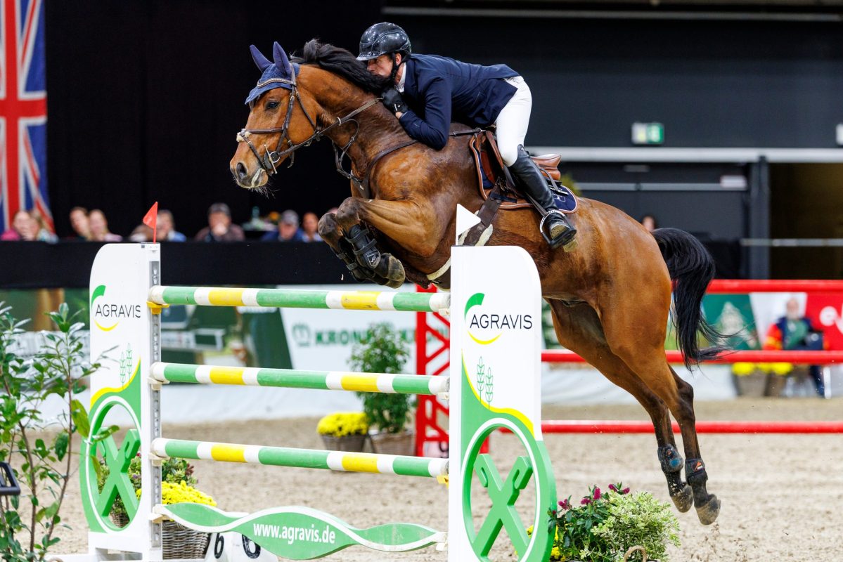 Felix Haßmann und Mon Genuartt. Foto: sportfotos-lafrentz.de