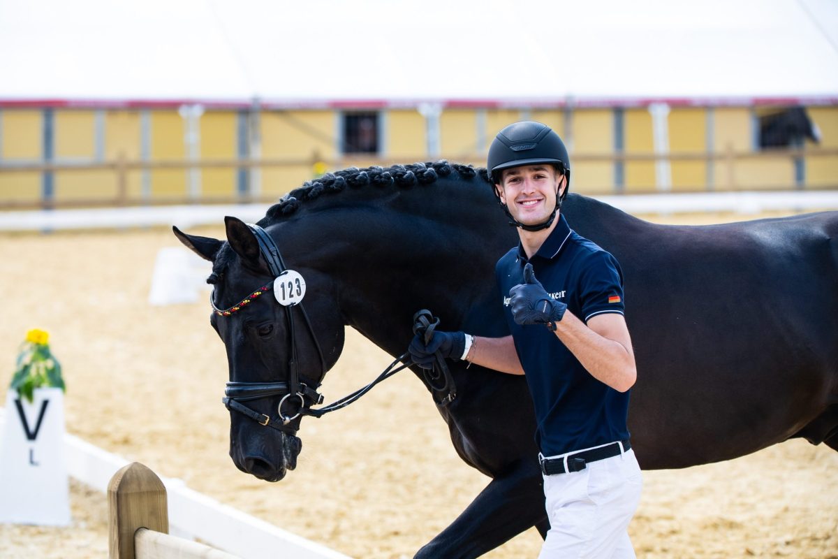 Mit dem "schwarzen Geschenk" (aka Cadeau Noir) an seiner Seite hat Moritz Treffinger gut lachen. Foto: Łukasz Kowalski