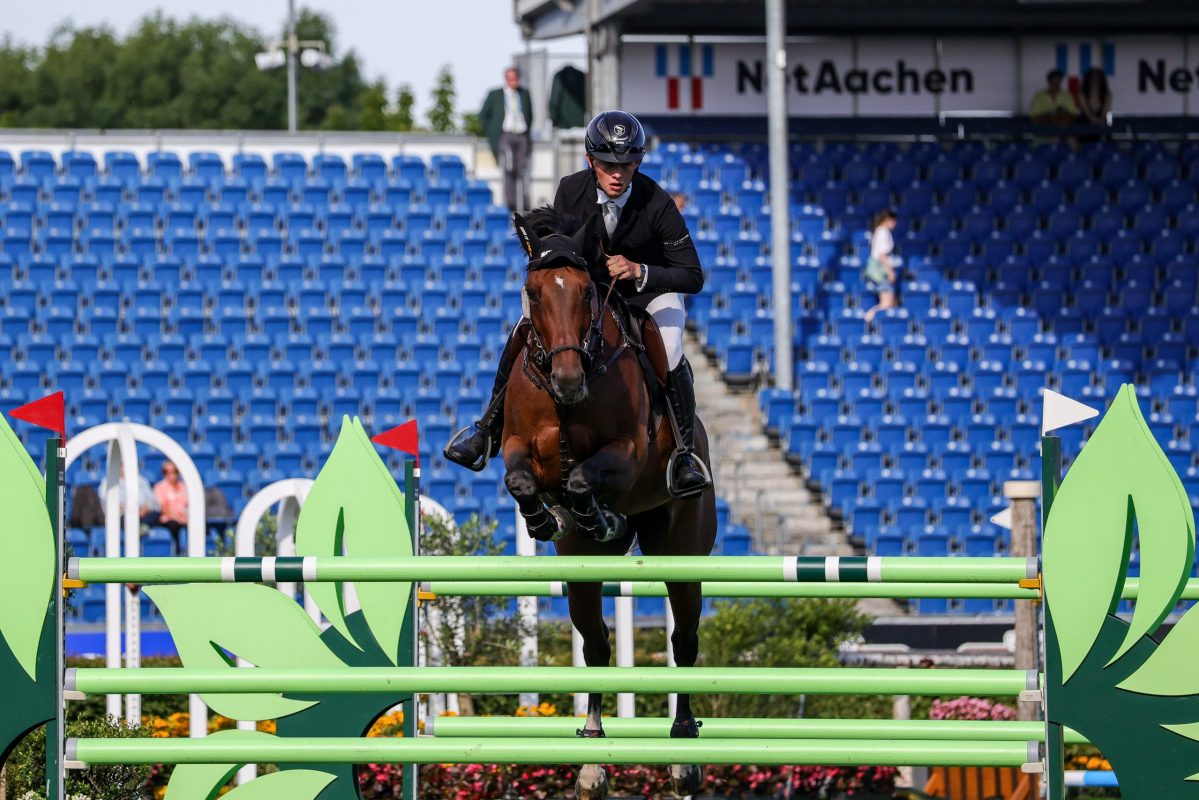 Tony Stormanns, als er im Sommer beim CHIO Aachen mit Surprise in der Young Riders Tour in Aachen am Start war. Foto: Thamm