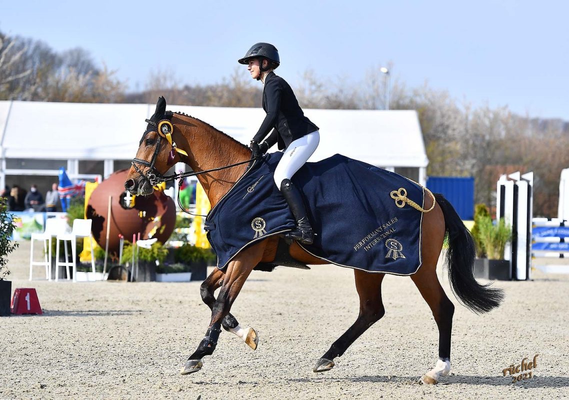 Nina_Piasecki_FotoRüschel